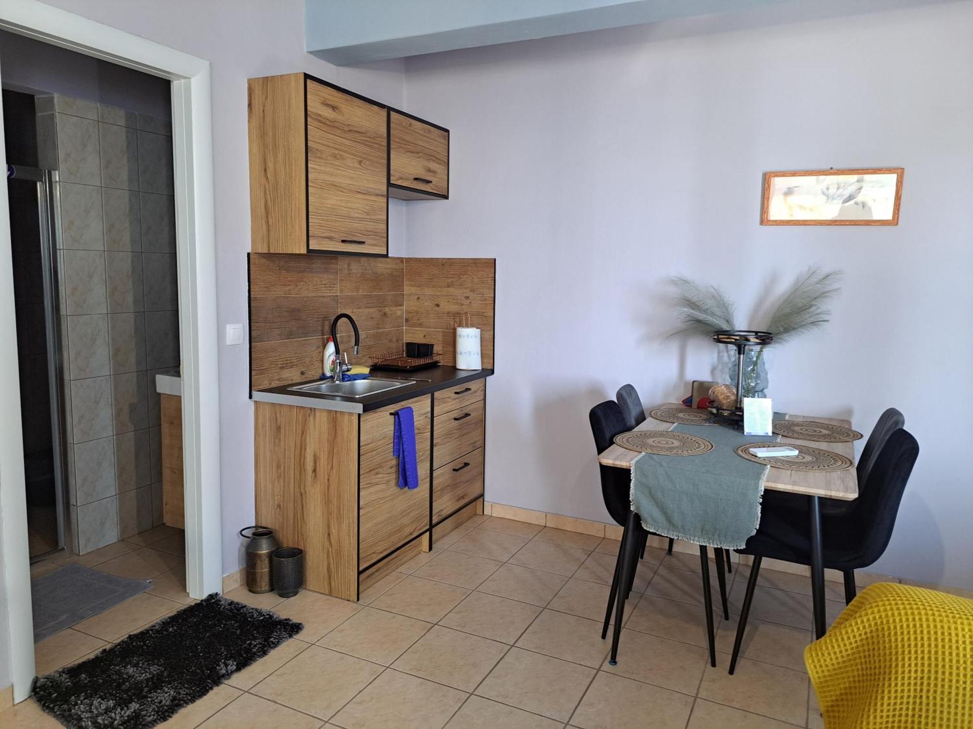 Seashell Apartment Artémida Eksteriør bilde